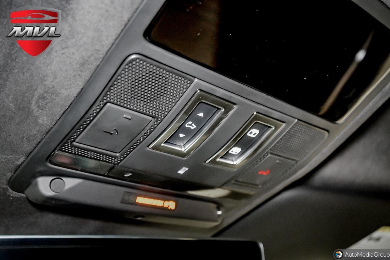 2025 Land Rover Defender P635 OCTA 4dr All-Wheel Drive 110 Photo