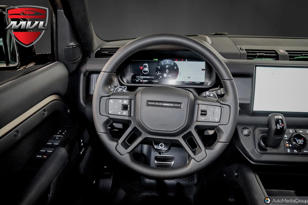 2025 Land Rover Defender P635 OCTA 4dr All-Wheel Drive 110 Photo