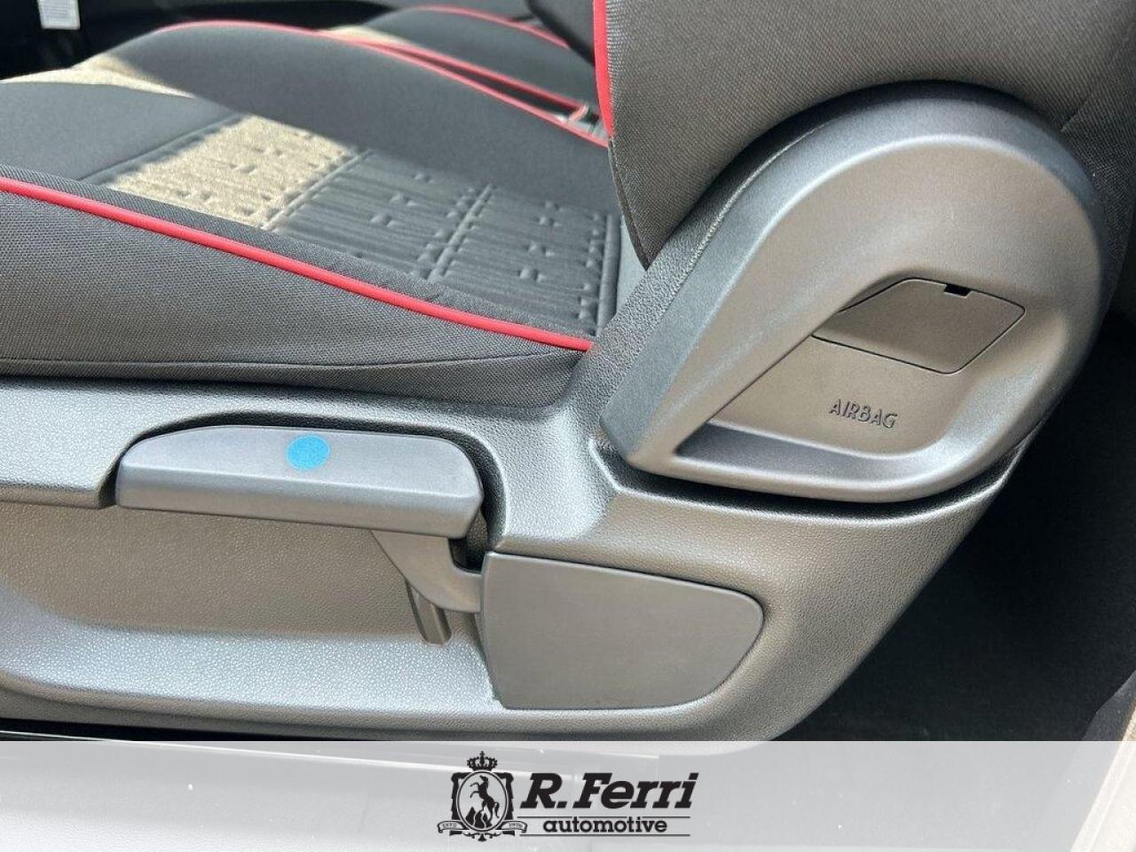 2025 Fiat 500E Base 2dr Hatchback Photo