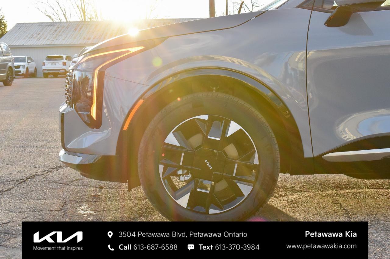 2026 Kia Sportage Plug-In Hybrid EX Premium 4dr All-Wheel Drive Photo2