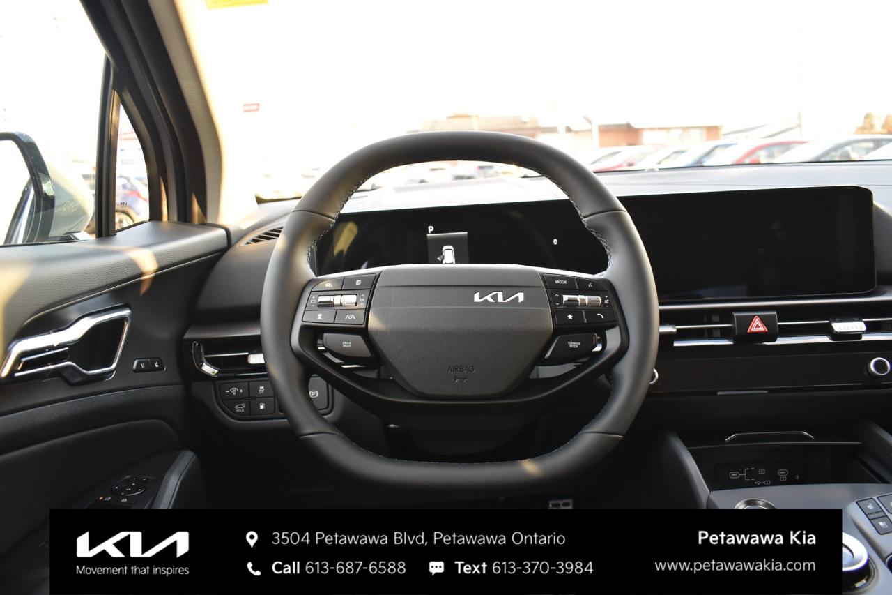 2026 Kia Sportage Plug-In Hybrid EX Premium 4dr All-Wheel Drive Photo