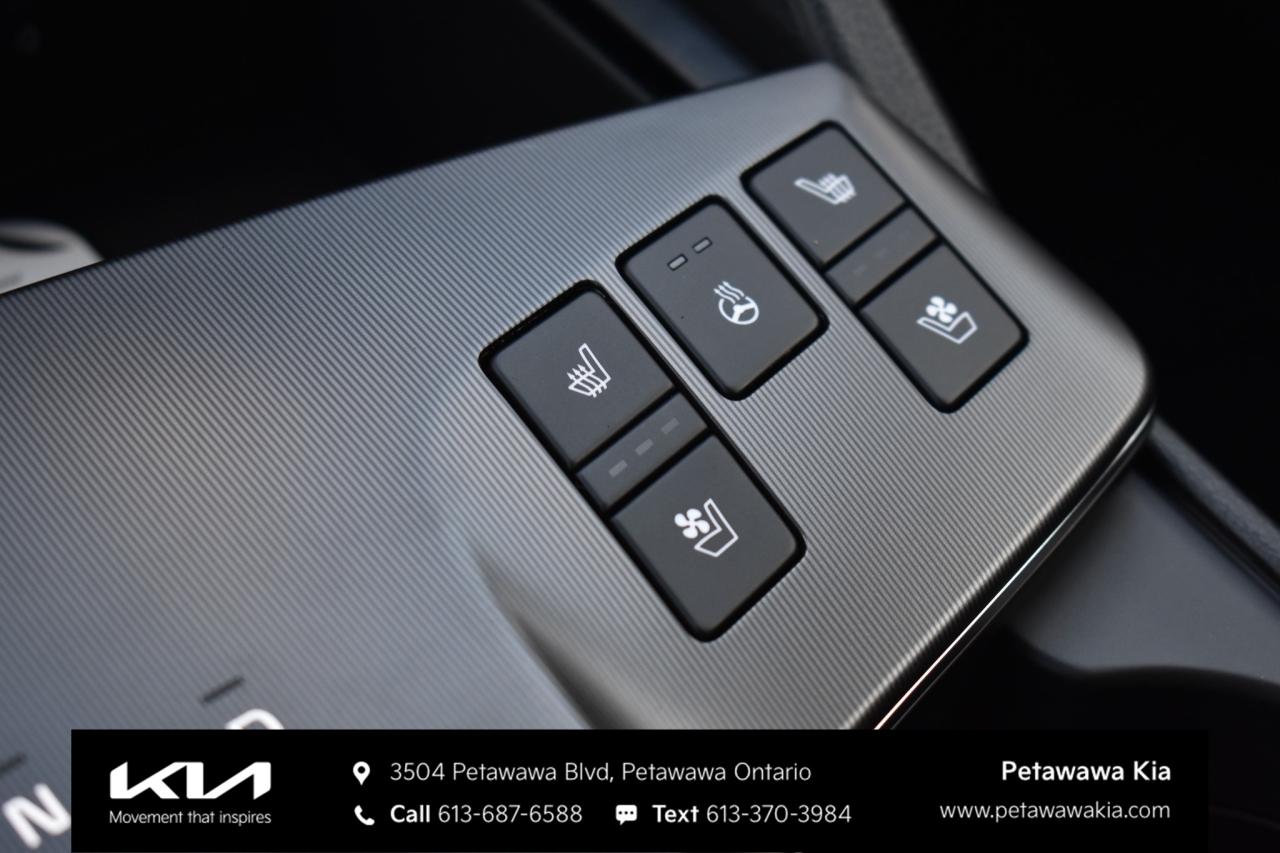 2026 Kia Sportage Plug-In Hybrid EX Premium 4dr All-Wheel Drive Photo