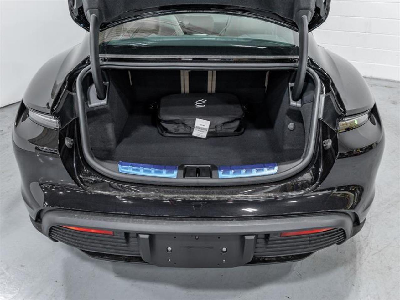 2025 Porsche Taycan  Photo