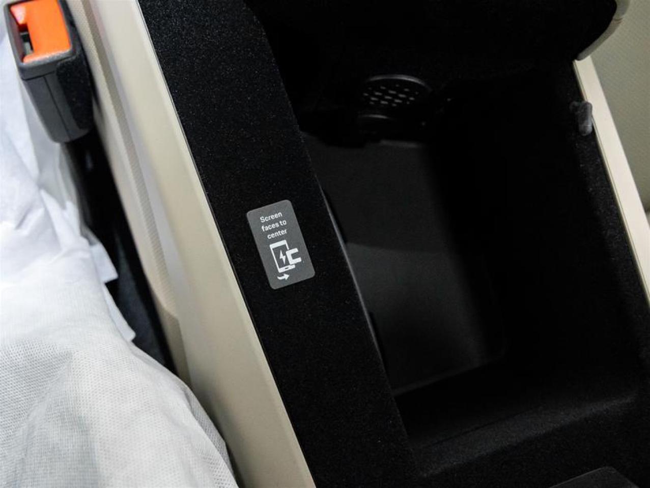 2025 Porsche Taycan  Photo