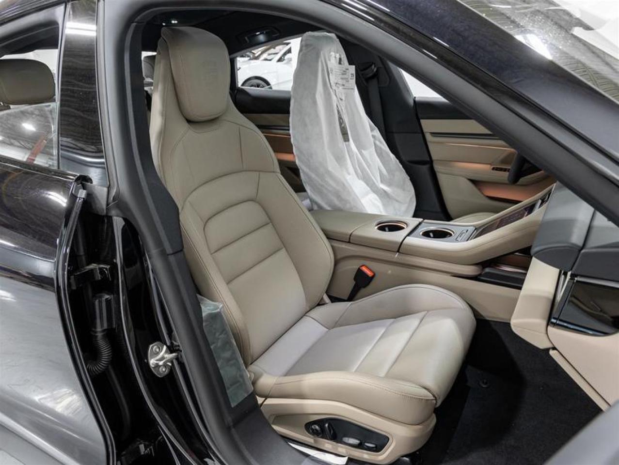 2025 Porsche Taycan  Photo