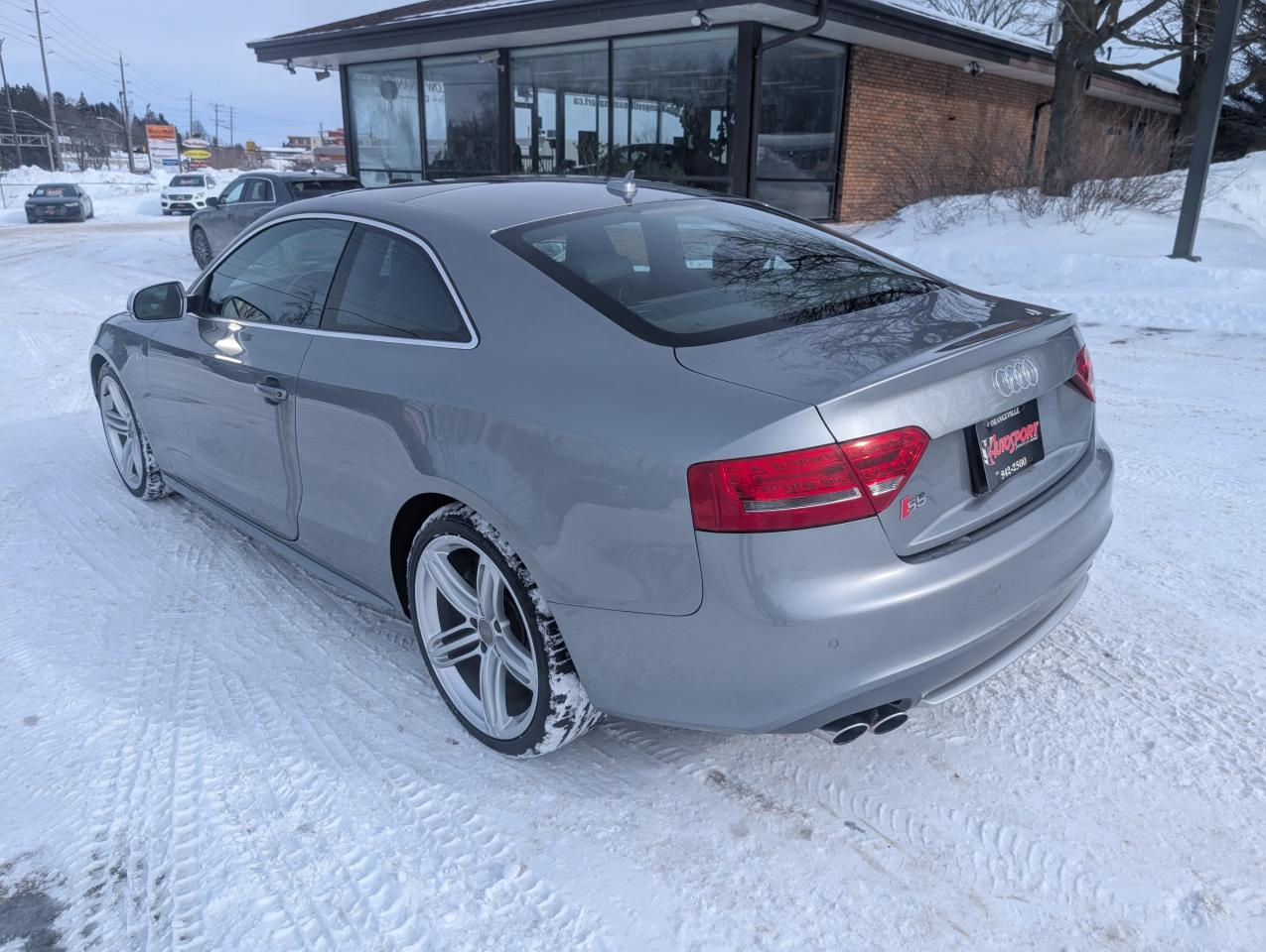 2011 Audi S5  Photo2