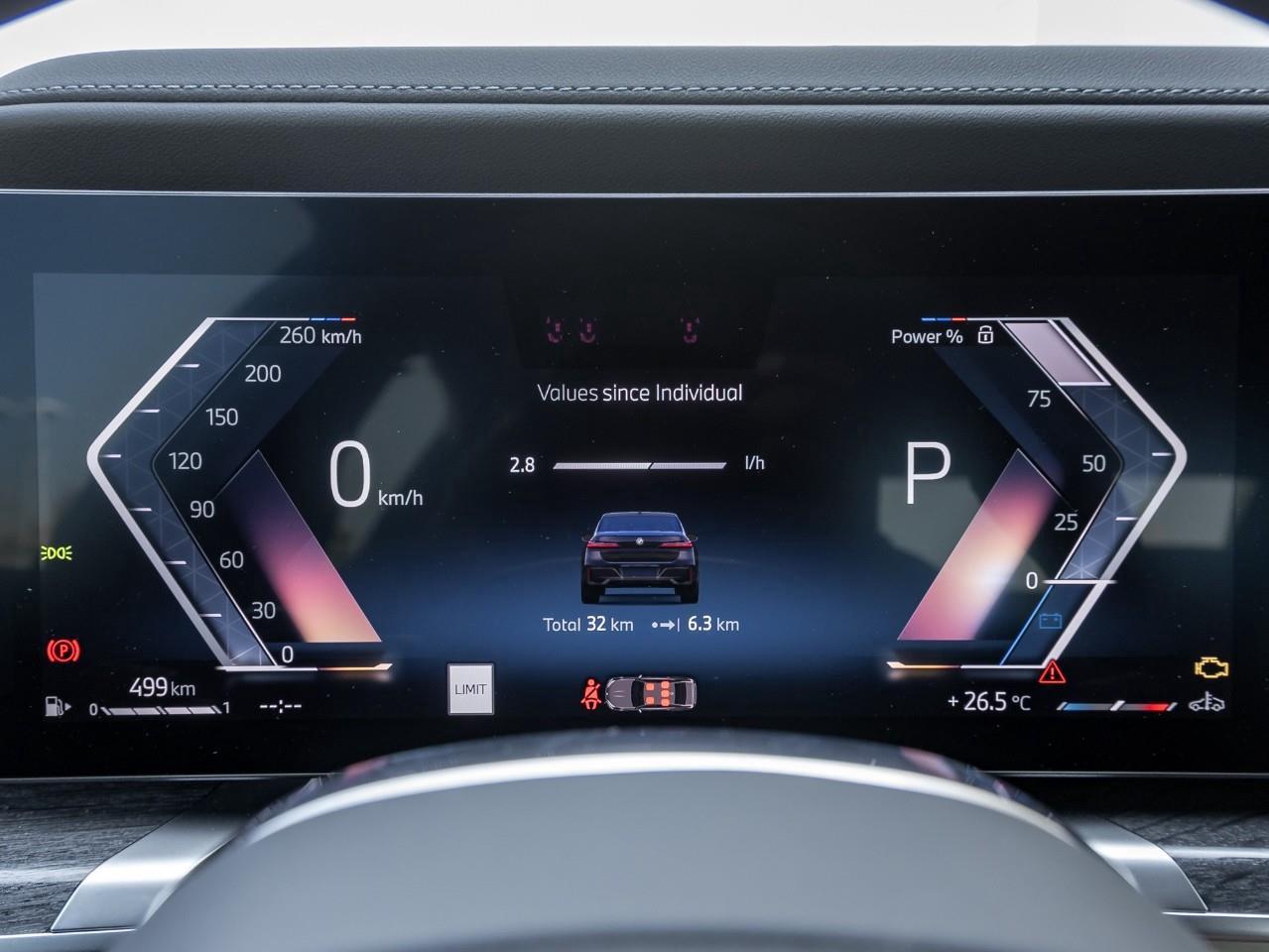 2025 BMW 760 i xDrive 4dr All-Wheel Drive Sedan Photo