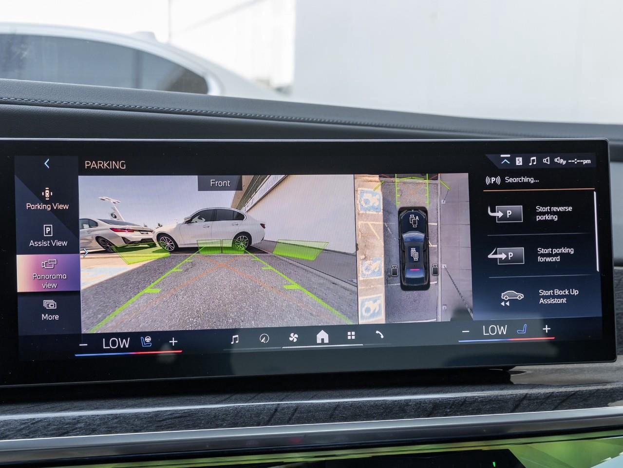 2025 BMW 760 i xDrive 4dr All-Wheel Drive Sedan Photo