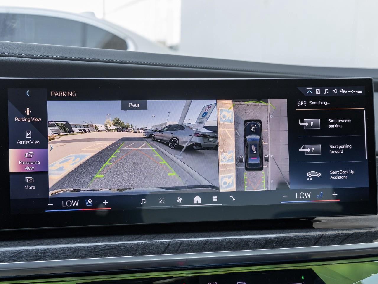 2025 BMW 760 i xDrive 4dr All-Wheel Drive Sedan Photo