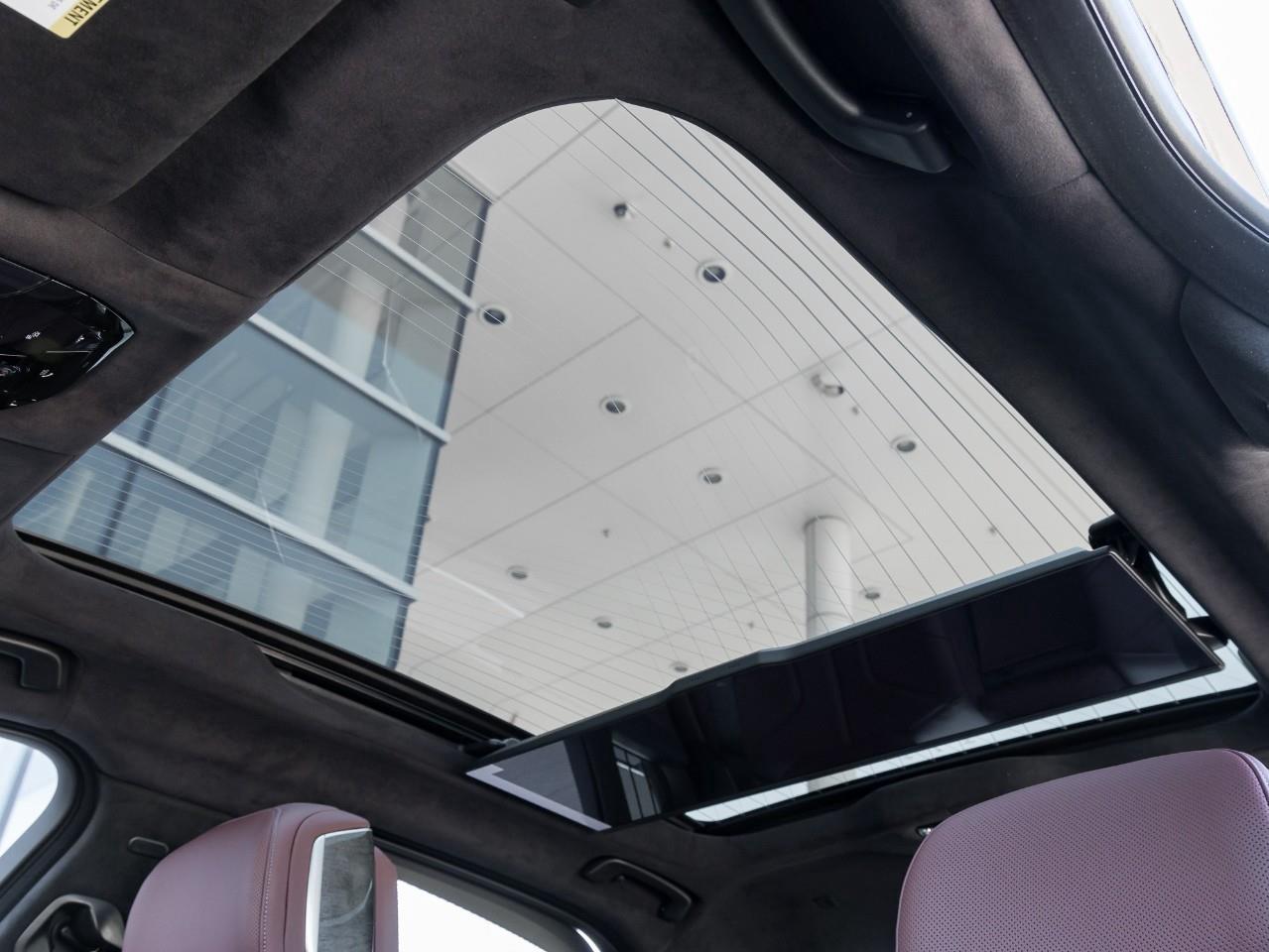 2025 BMW 760 i xDrive 4dr All-Wheel Drive Sedan Photo