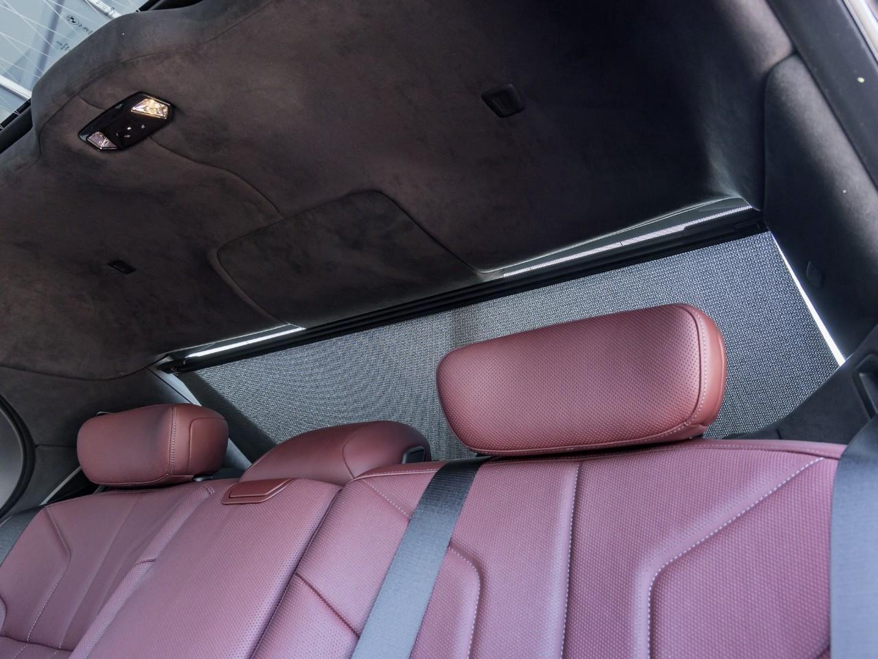 2025 BMW 760 i xDrive 4dr All-Wheel Drive Sedan Photo