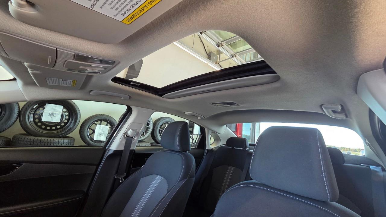 2022 Kia Forte EX+ 4dr Sedan Photo