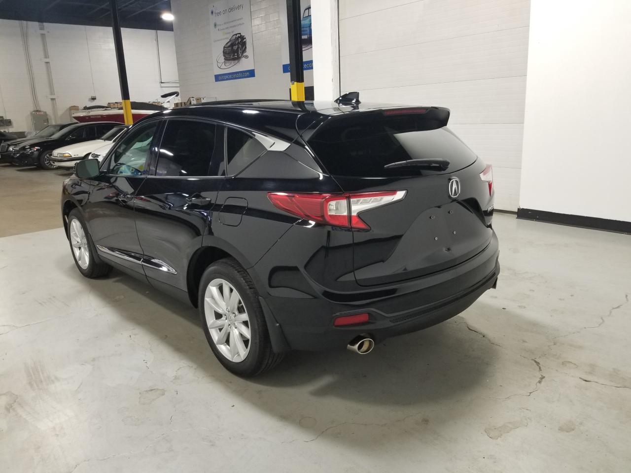 2020 Acura RDX Tech 4dr All-Wheel Drive Photo4
