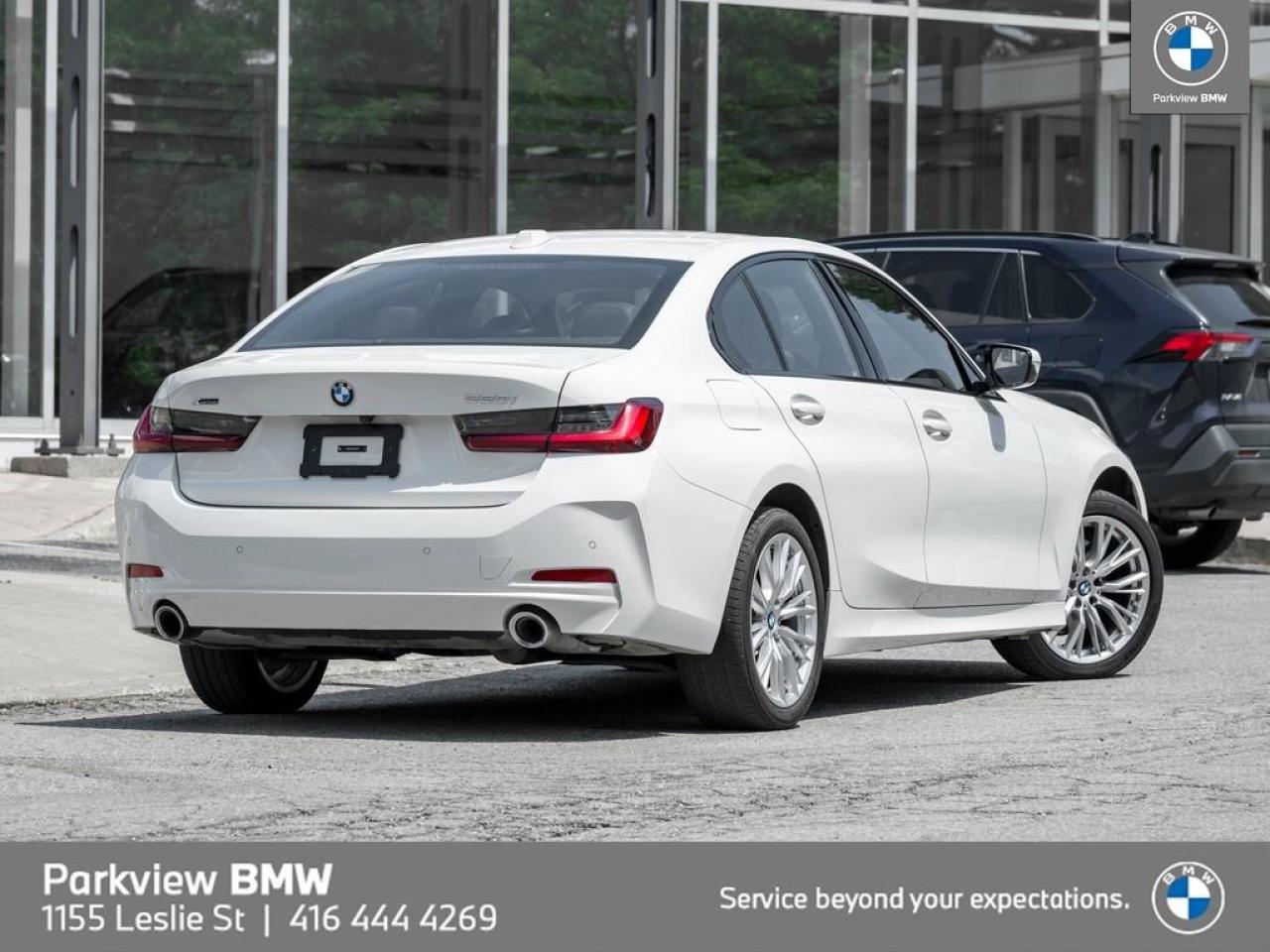 2024 BMW 330 i xDrive 4dr All-Wheel Drive Sedan Photo4