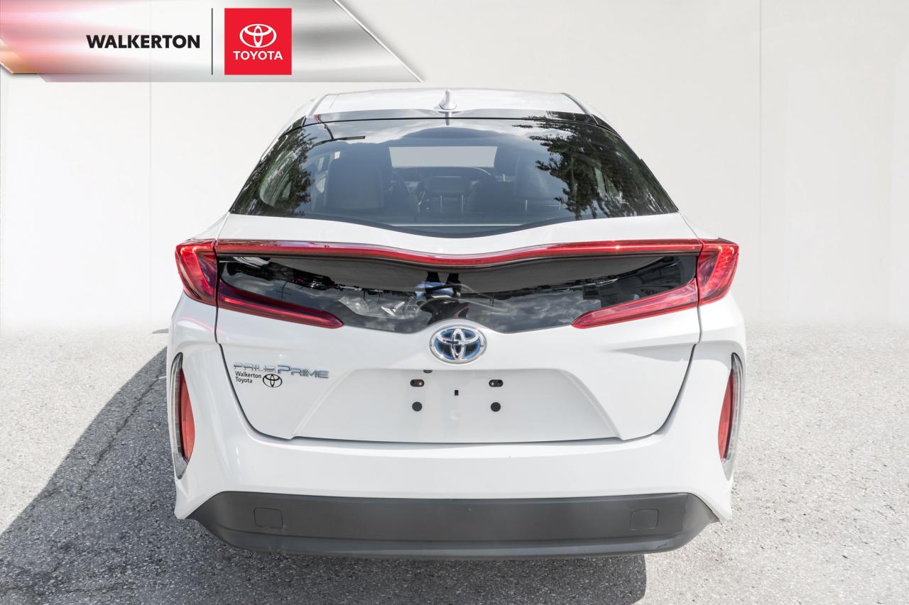 2021 Toyota Prius Prime Upgrade 5dr Hatchback Photo4