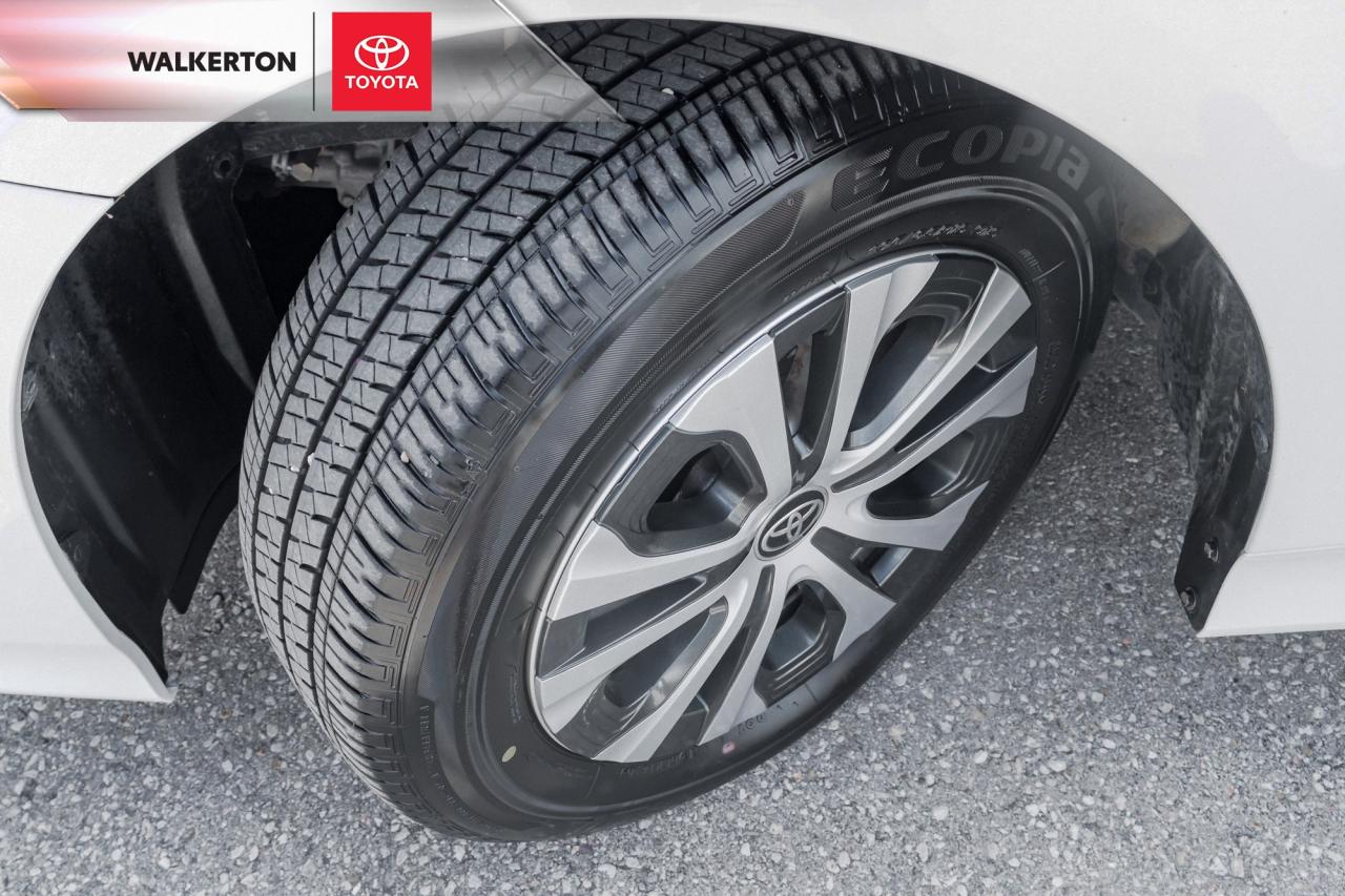 2021 Toyota Prius Prime Upgrade 5dr Hatchback Photo