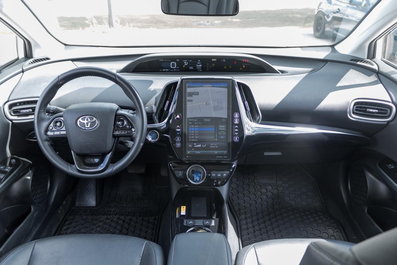 2021 Toyota Prius Prime Upgrade 5dr Hatchback Photo