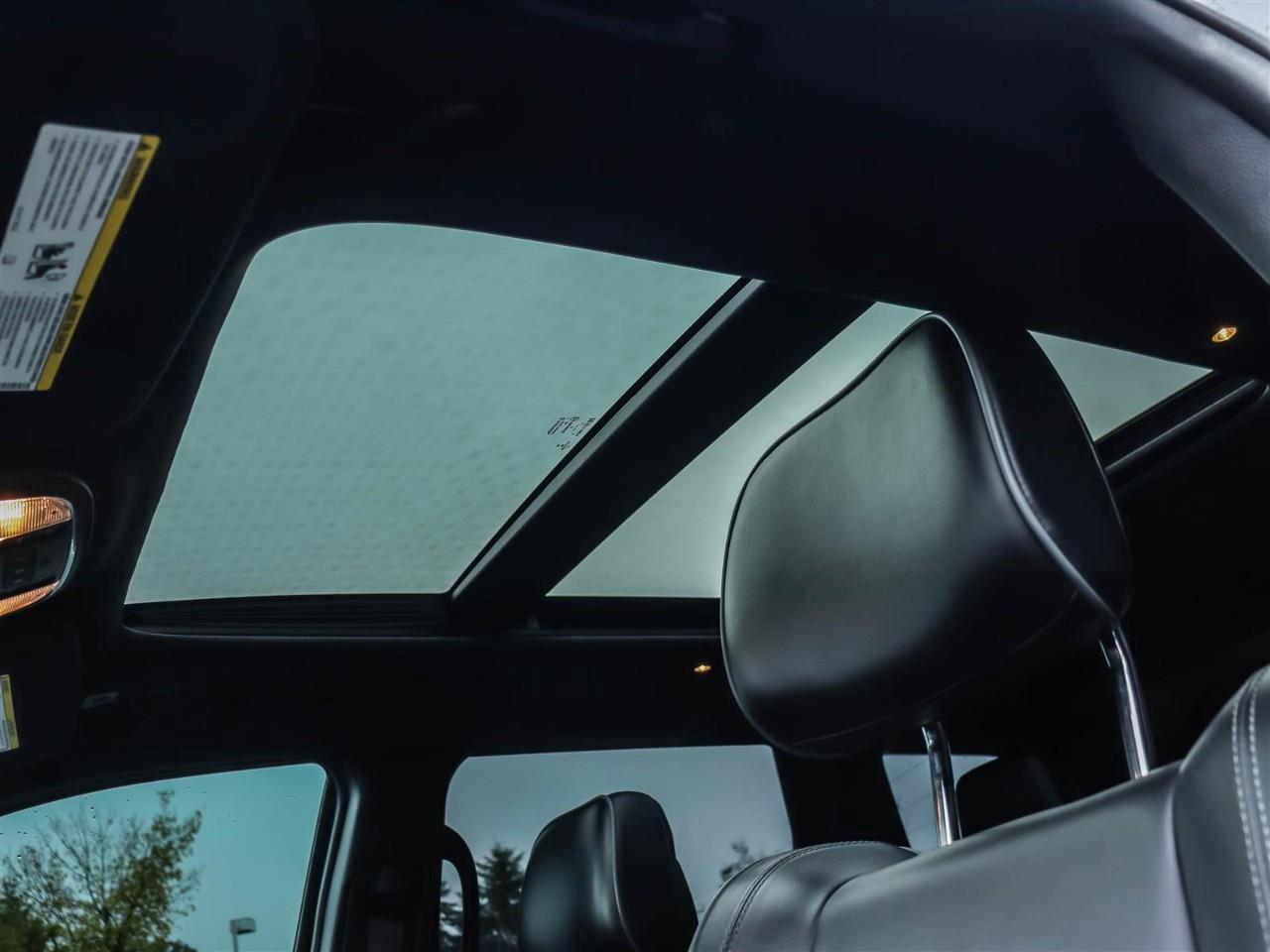 2019 Jeep Grand Cherokee Overland 4dr 4x4 Photo