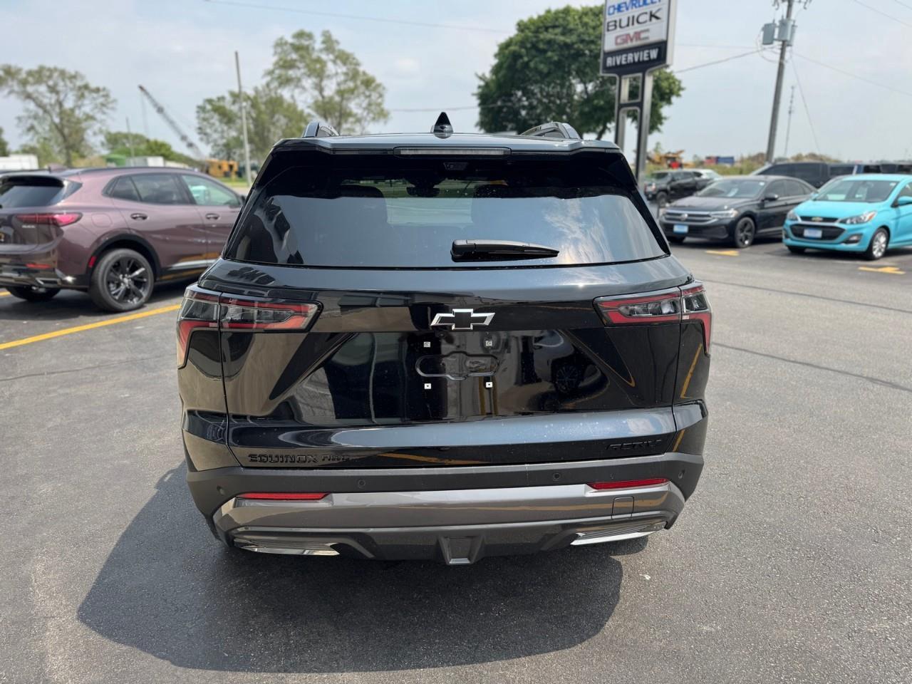 2026 Chevrolet Equinox ACTIV 4dr All-Wheel Drive Photo