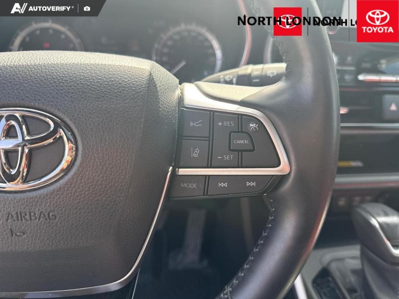 2023 Toyota Highlander XSE 4dr All-Wheel Drive Photo