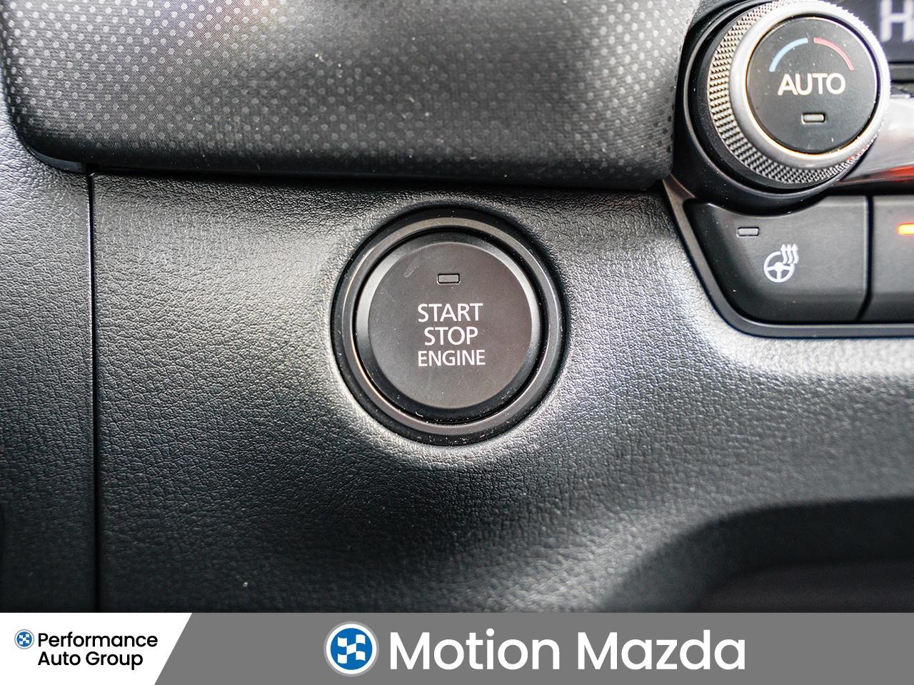 2025 Mazda CX-50 GS-L AWD   LOW KM   PANO ROOF   HEATED SEATS Photo