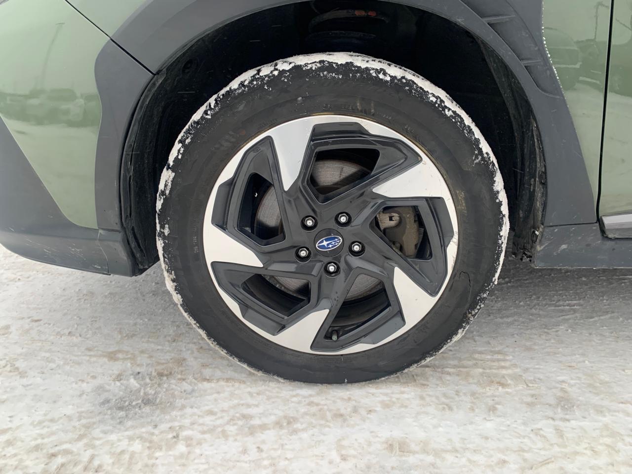 2024 Subaru Crosstrek Limited 4dr All-Wheel Drive Photo