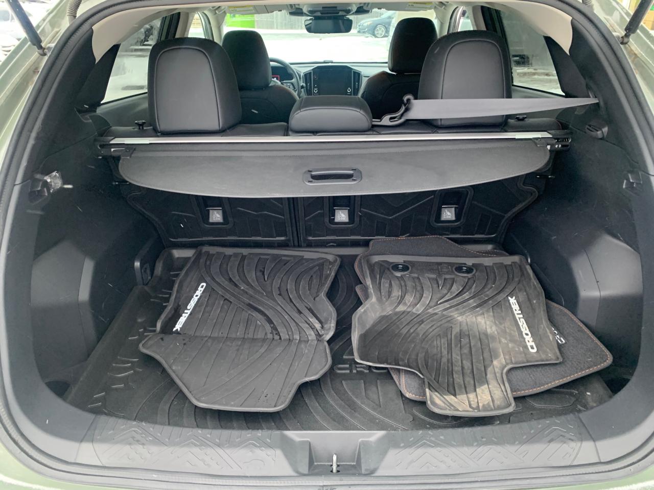 2024 Subaru Crosstrek Limited 4dr All-Wheel Drive Photo