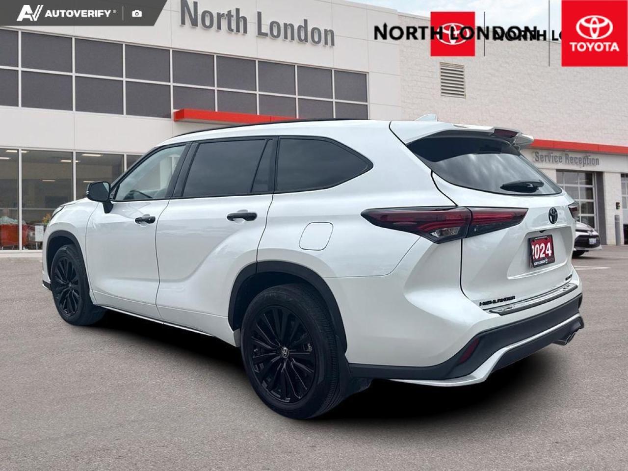 2024 Toyota Highlander  Photo3