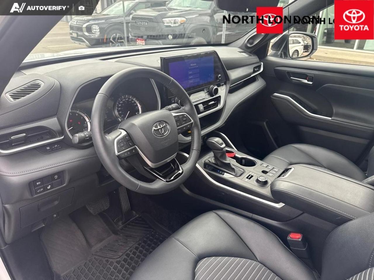 2024 Toyota Highlander  Photo