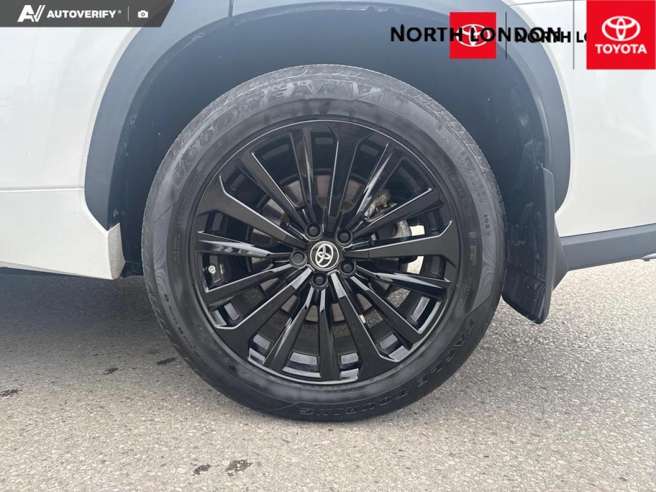 2024 Toyota Highlander  Photo