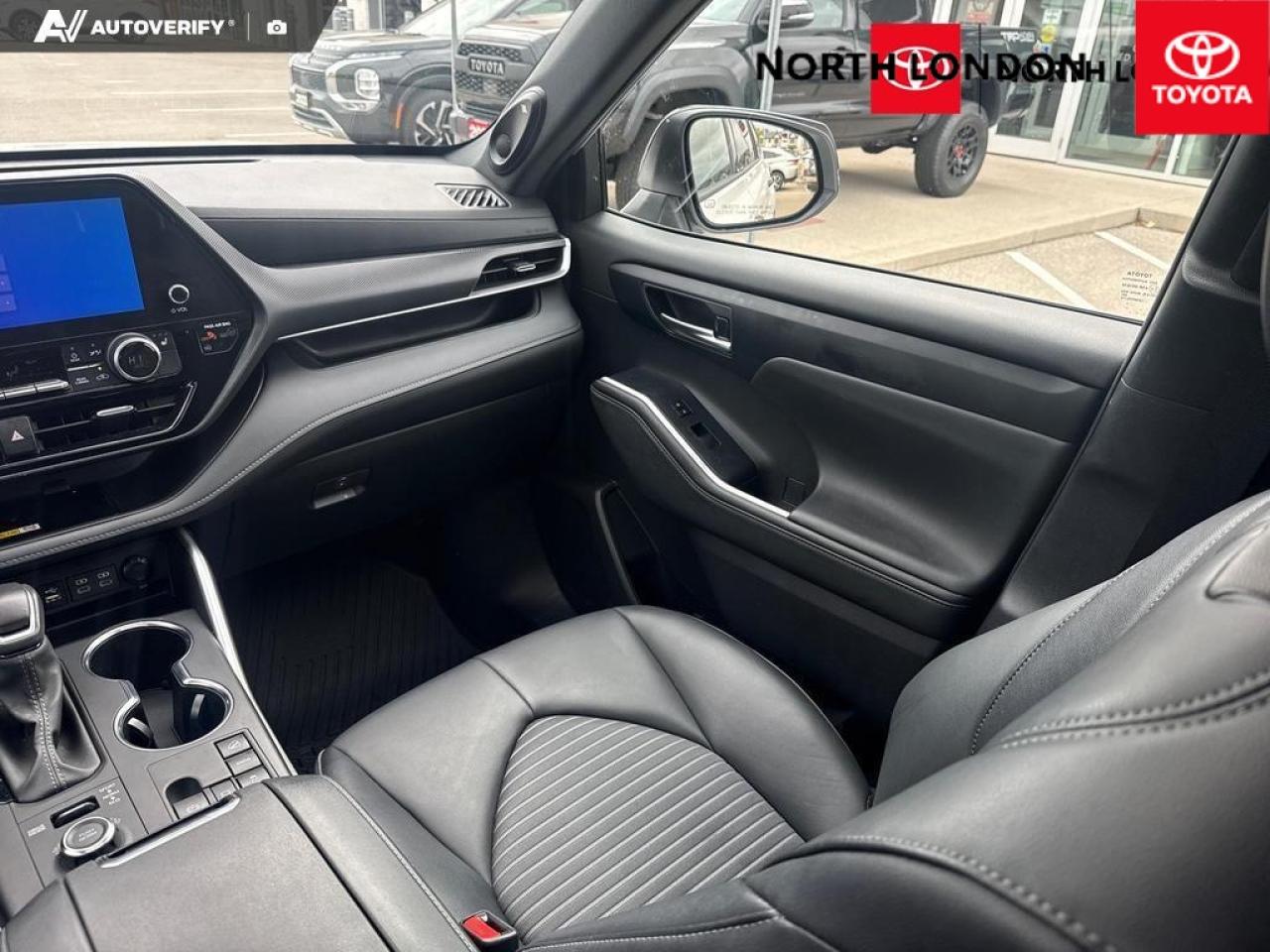 2024 Toyota Highlander  Photo