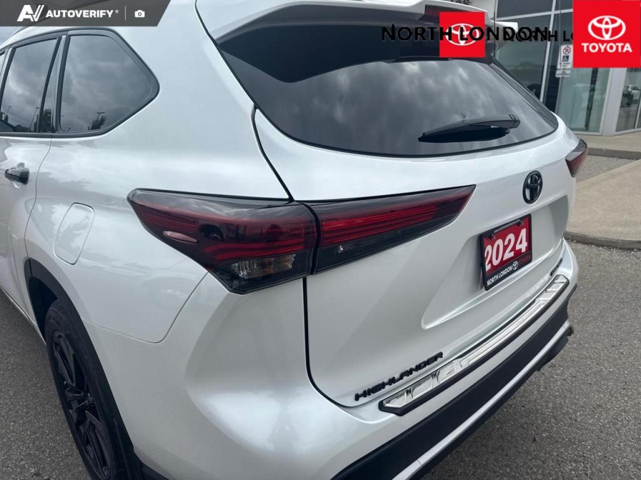 2024 Toyota Highlander  Photo