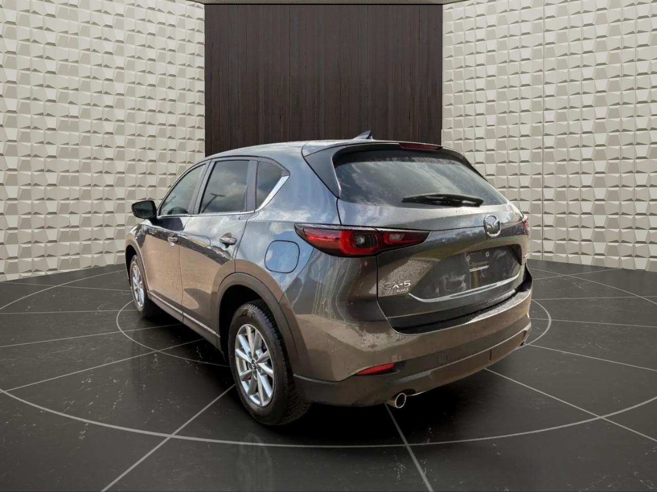 2025 Mazda CX-5  Photo
