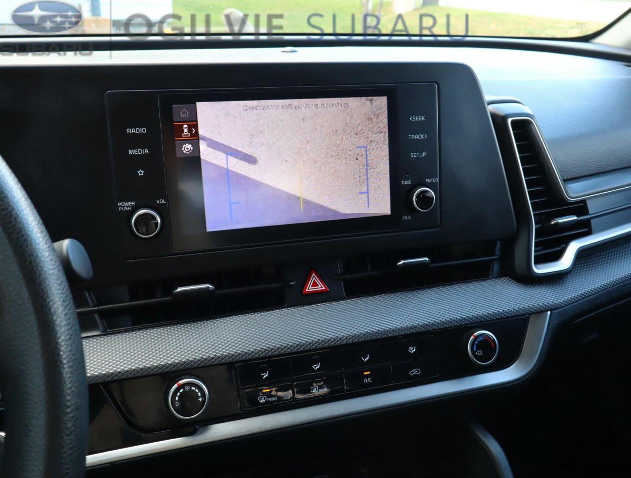 2023 Kia Sportage LX 4dr All-wheel Drive Photo4