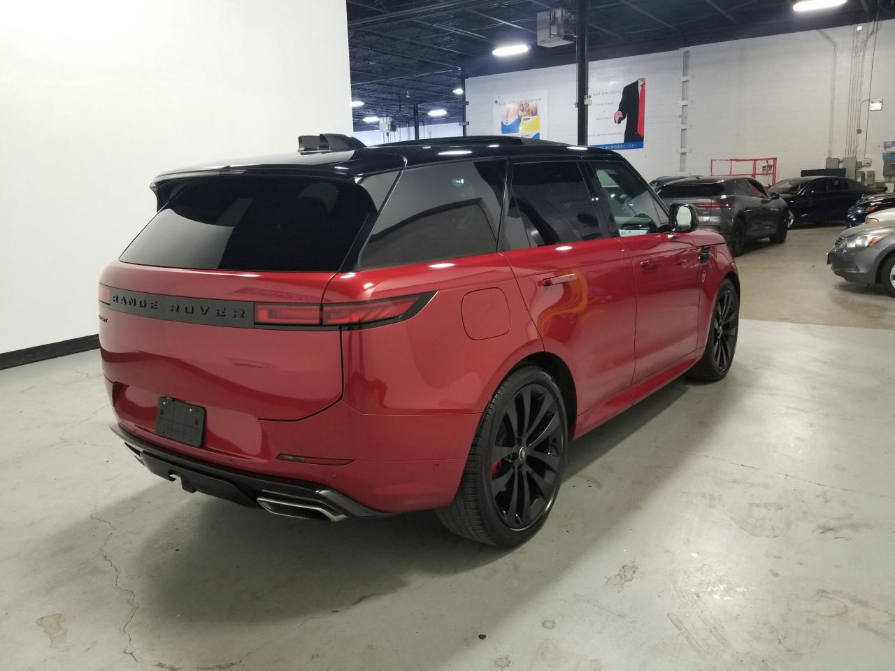 2024 Land Rover Range Rover Sport Dynamic HSE 4dr All-Wheel Drive Photo