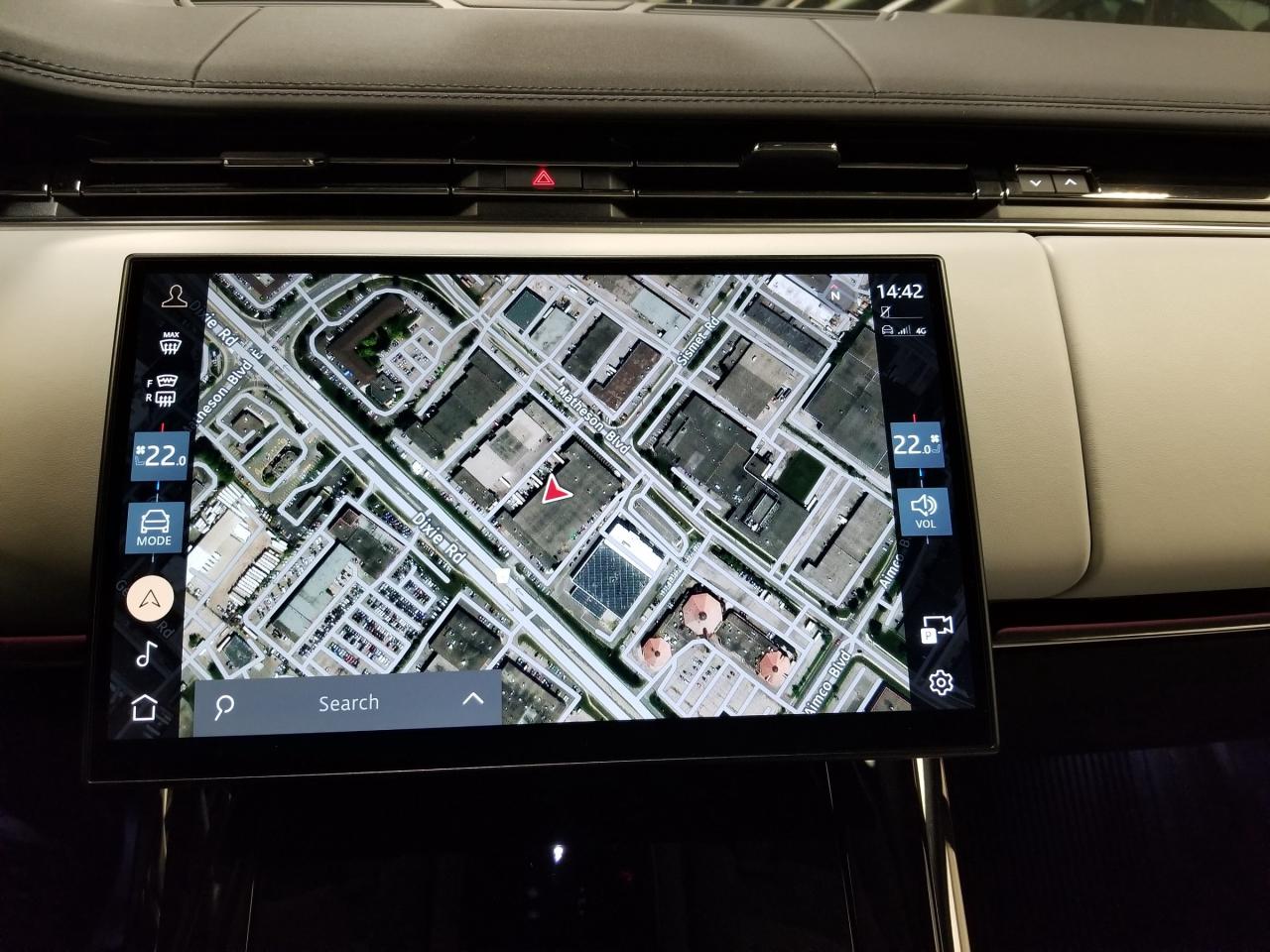 2024 Land Rover Range Rover Sport Dynamic HSE 4dr All-Wheel Drive Photo