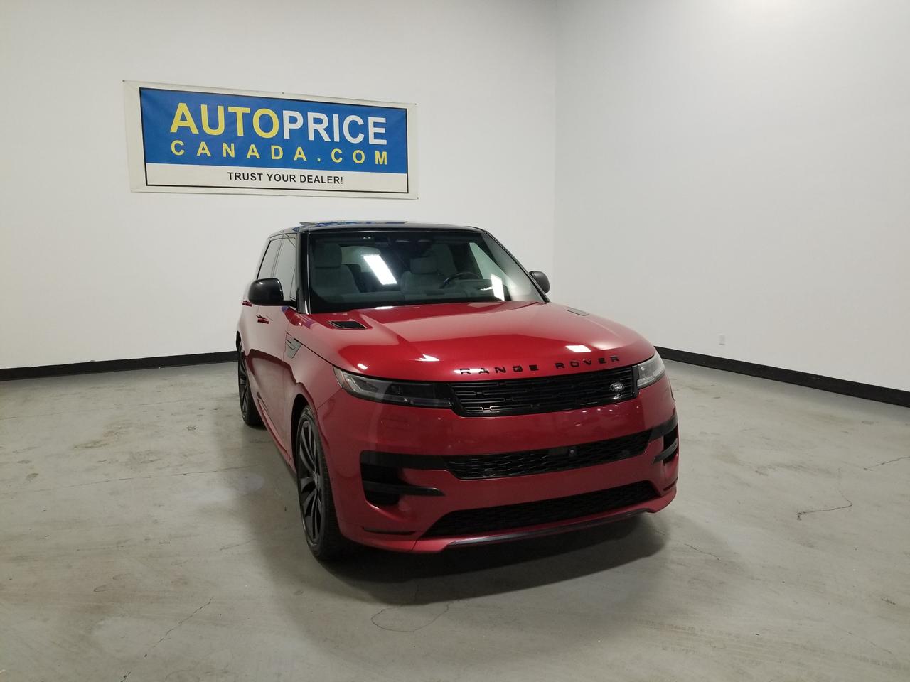 2024 Land Rover Range Rover Sport Dynamic HSE 4dr All-Wheel Drive Photo0