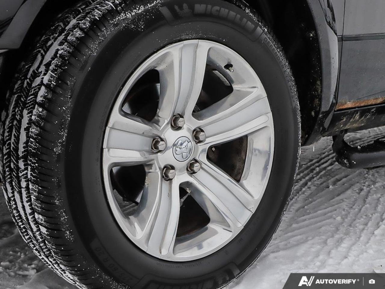 2016 RAM 1500 4WD Crew Cab 5.7 Ft Box Outdoorsman Photo