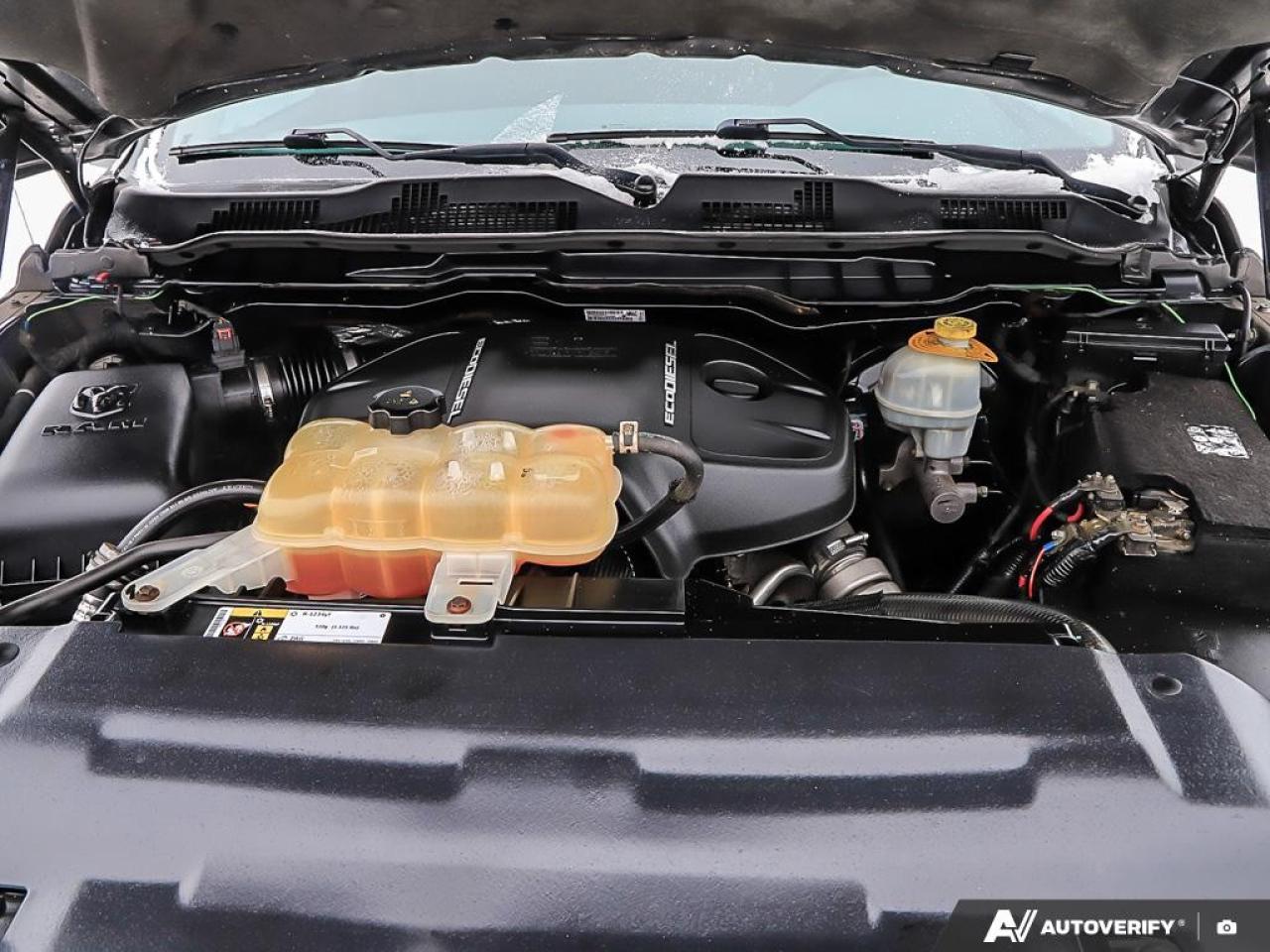 2016 RAM 1500 4WD Crew Cab 5.7 Ft Box Outdoorsman Photo