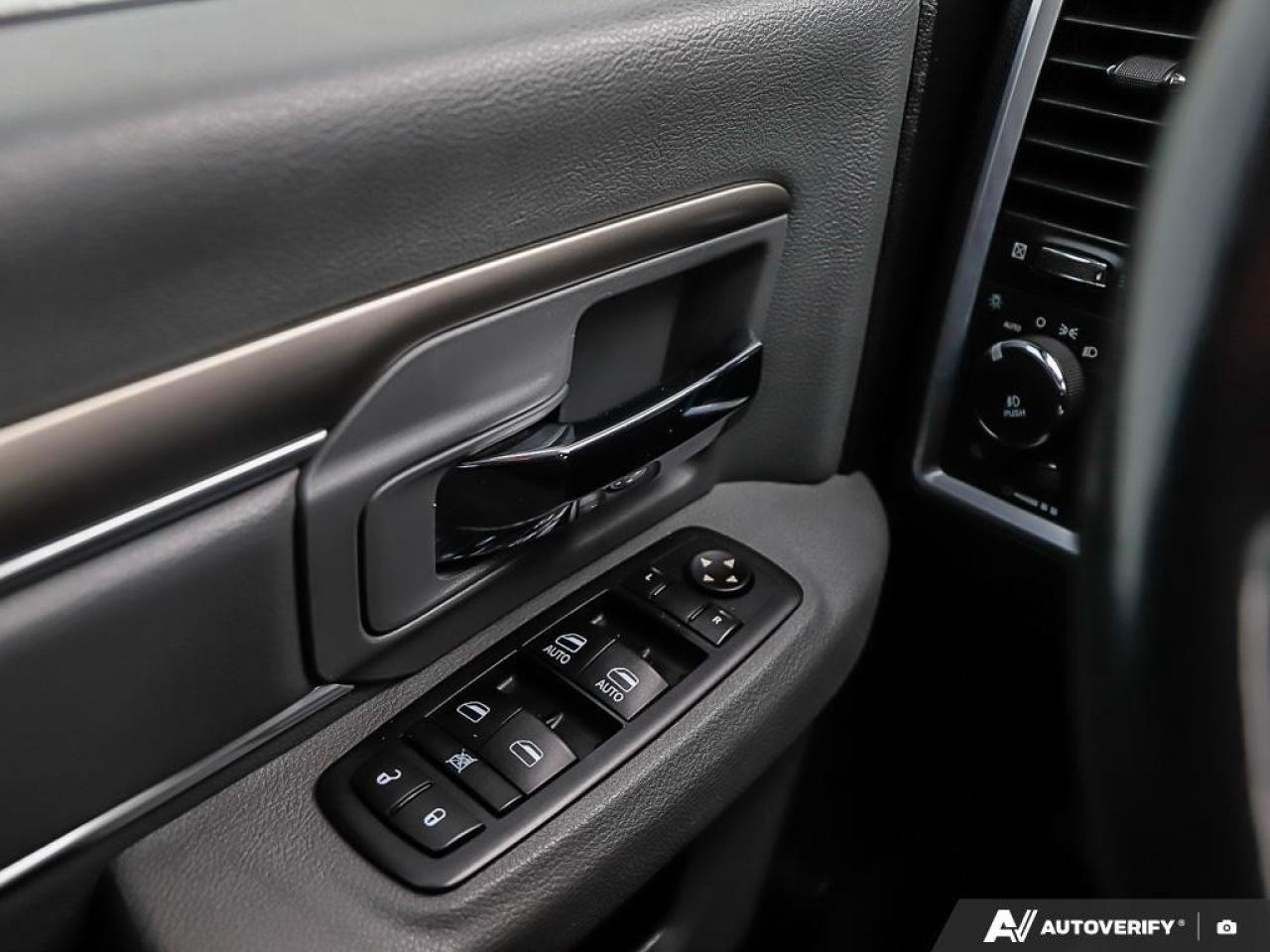 2016 RAM 1500 4WD Crew Cab 5.7 Ft Box Outdoorsman Photo