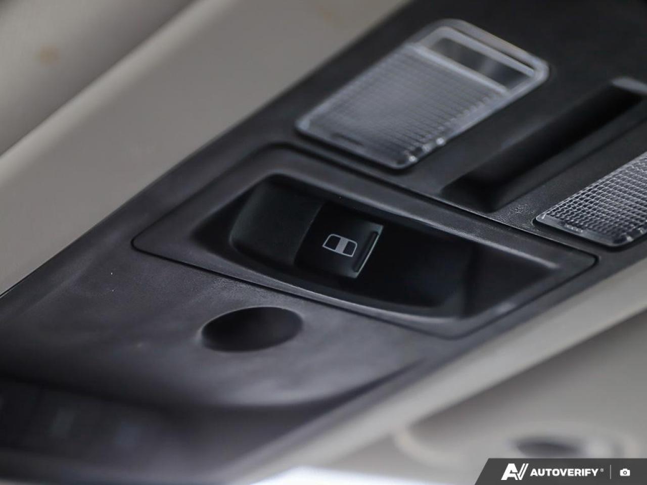 2016 RAM 1500 4WD Crew Cab 5.7 Ft Box Outdoorsman Photo