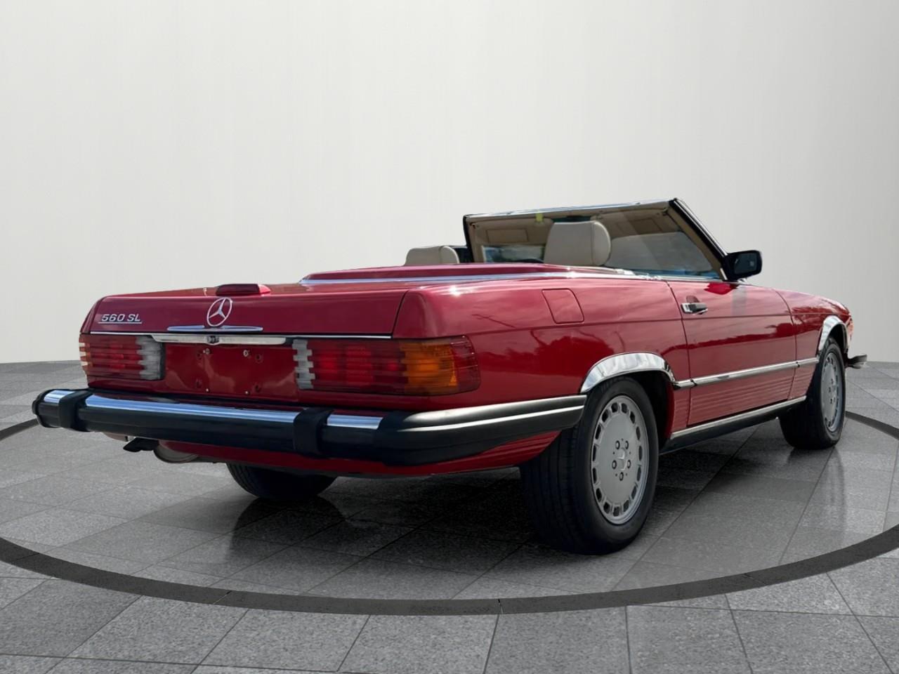 1989 Mercedes-Benz 560 SL  Photo