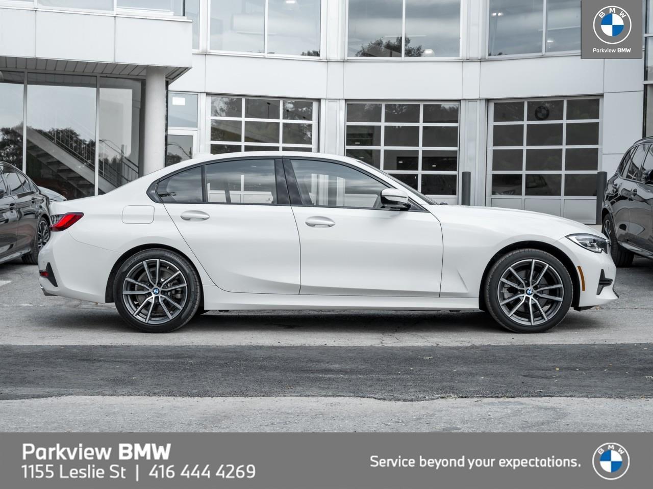 2022 BMW 330 i xDrive 4dr All-Wheel Drive Sedan Photo2