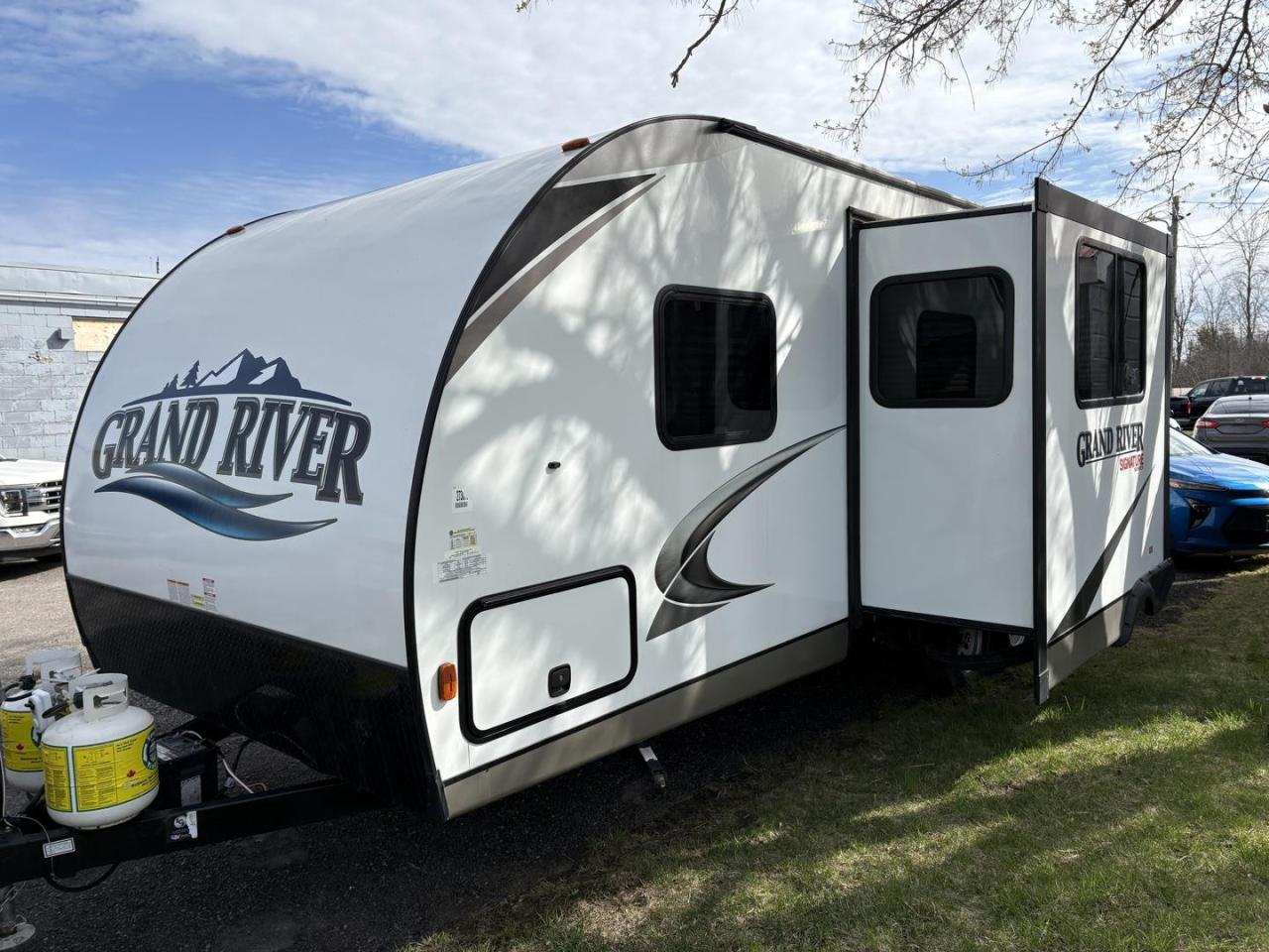 2021 Forest River GRAND RIVER  Photo3