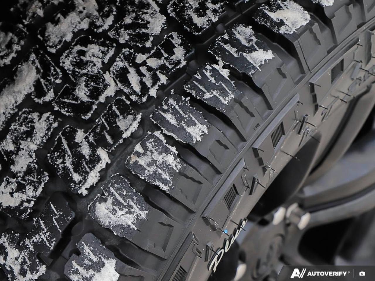 2021 RAM 1500 Classic WARLOCK 4X4 CREW CAB 5'7" BOX Photo