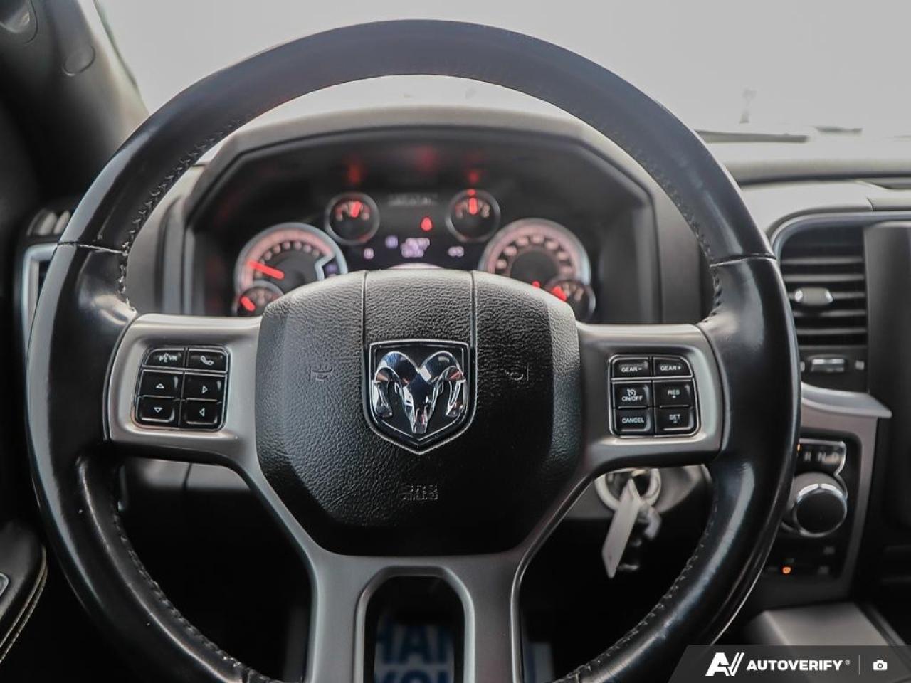 2021 RAM 1500 Classic WARLOCK 4X4 CREW CAB 5'7" BOX Photo