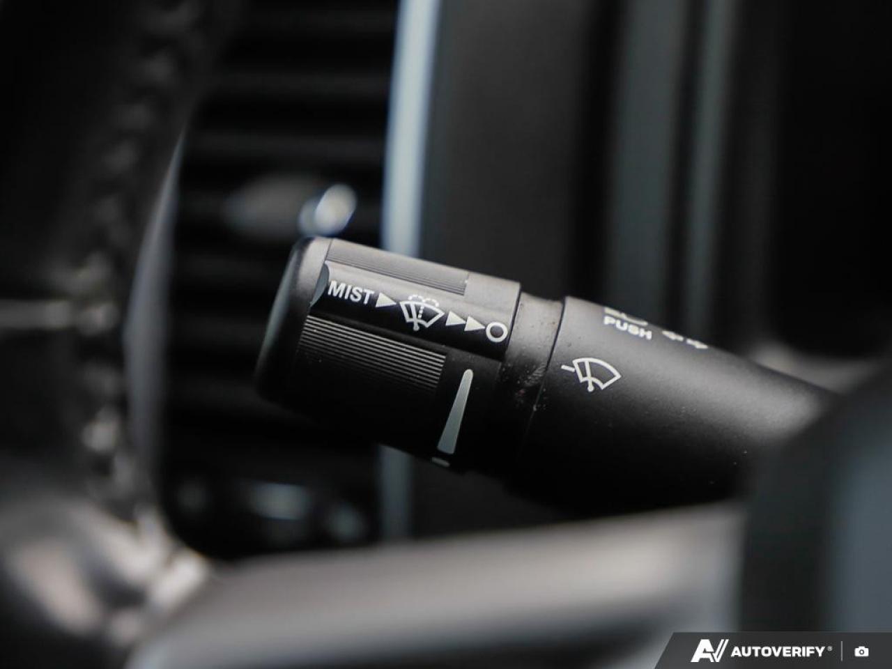 2021 RAM 1500 Classic WARLOCK 4X4 CREW CAB 5'7" BOX Photo