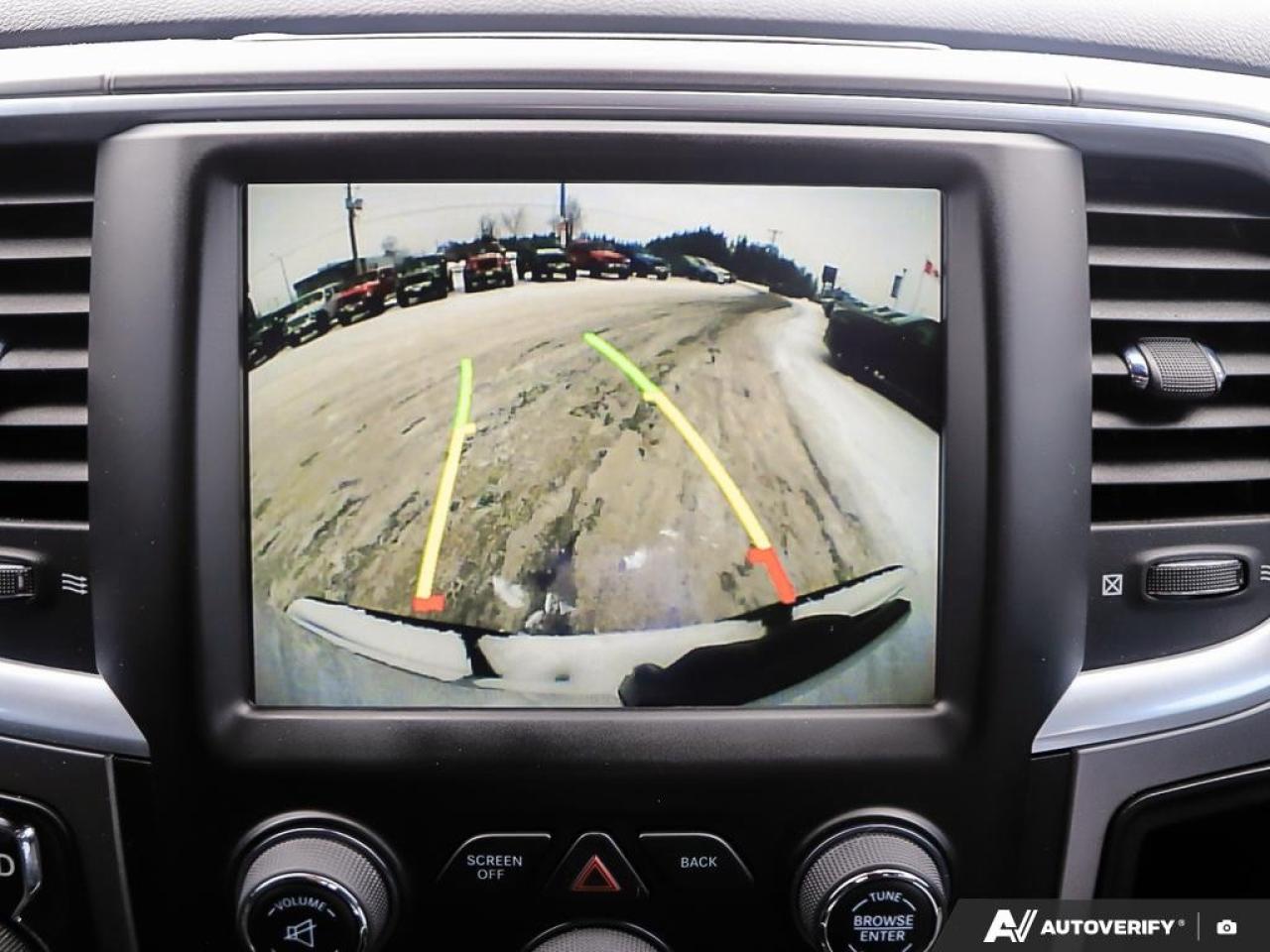 2021 RAM 1500 Classic WARLOCK 4X4 CREW CAB 5'7" BOX Photo