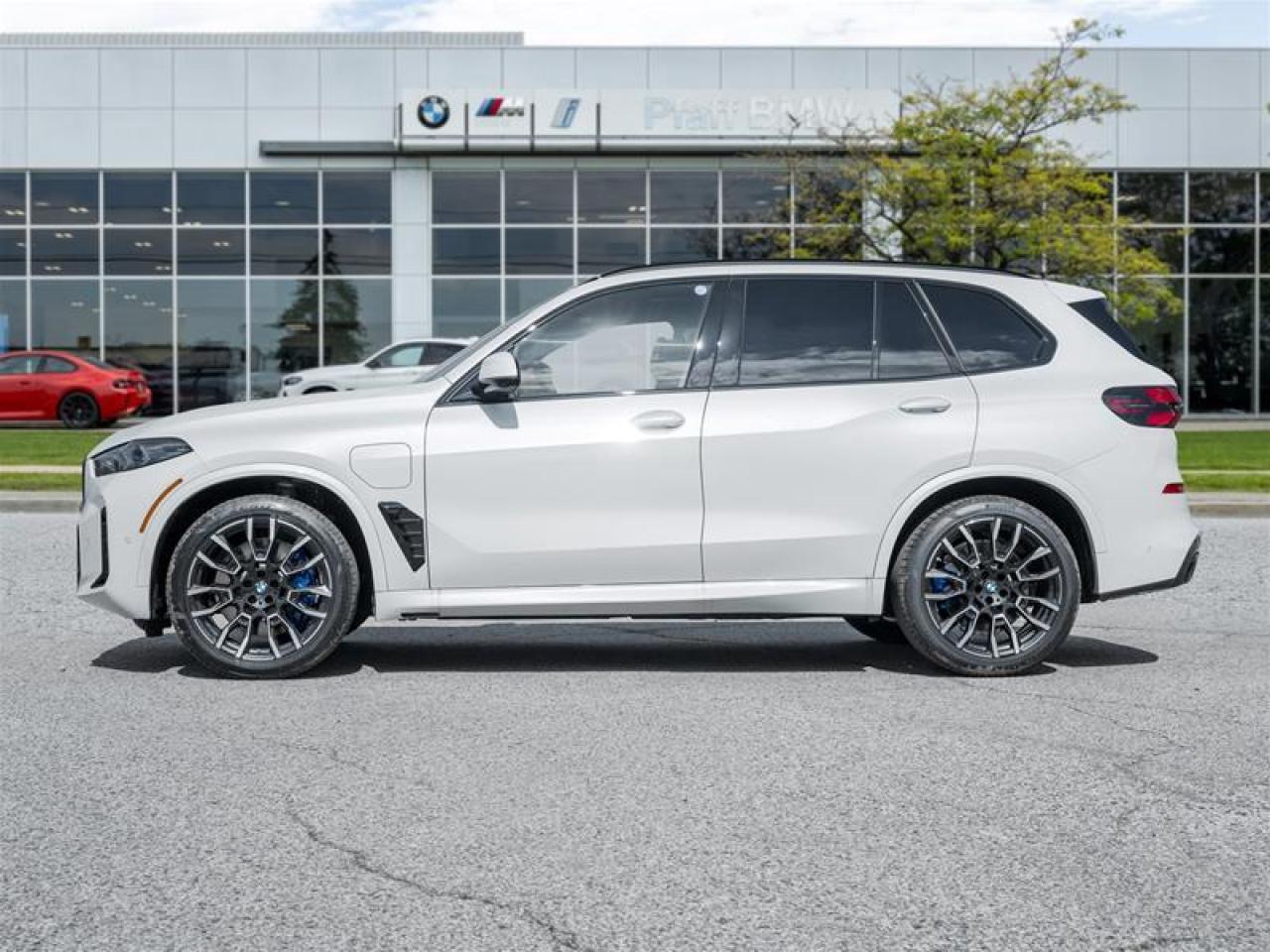 2026 BMW X5 PHEV xDrive50e 4dr All-Wheel Drive Sports Activity Vehicle Photo3