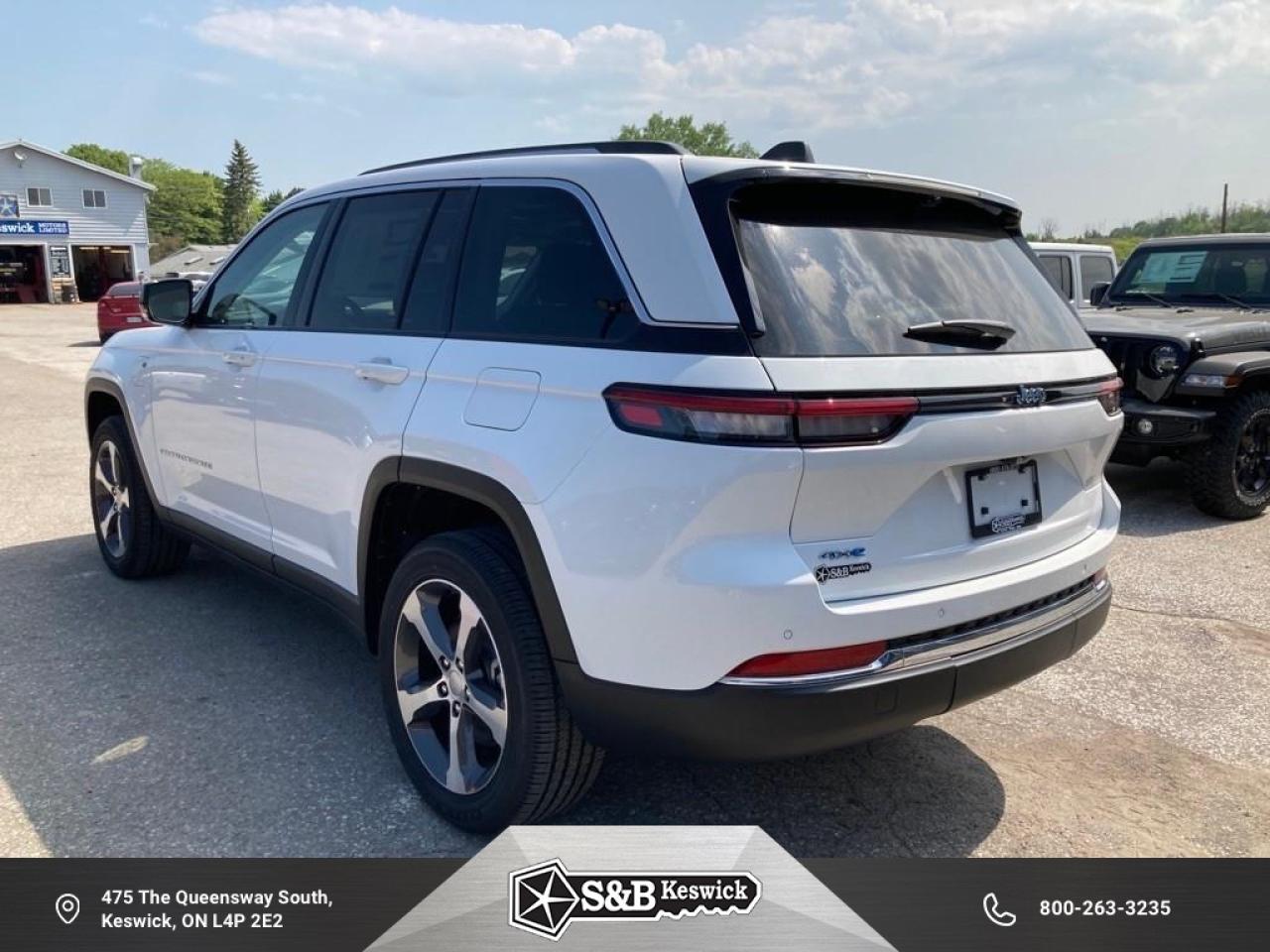 2023 Jeep Grand Cherokee 4xe Base 4dr 4x4 Photo